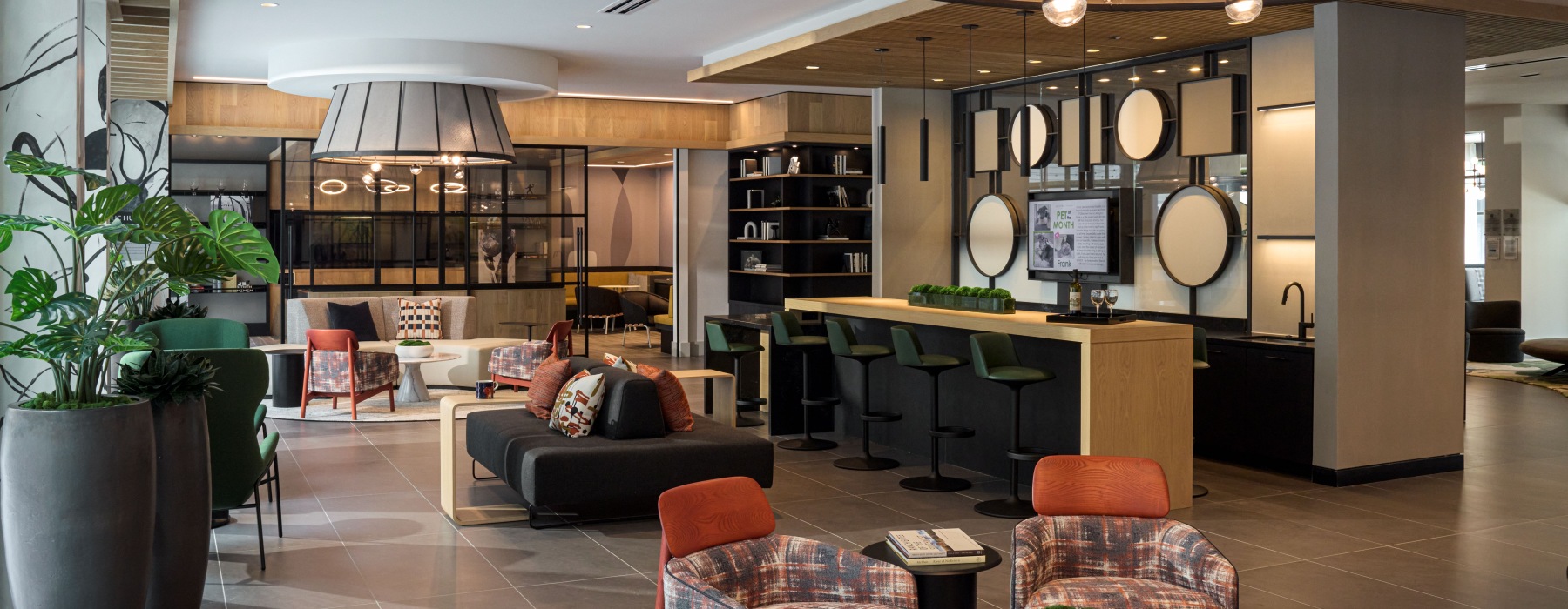 Sloan Clarendon's elegant resident lounge